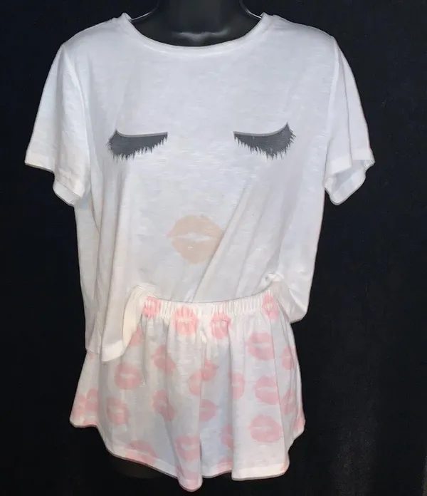 Juniors sleep wear. Great condition worn once for Bridal Party - Image 3