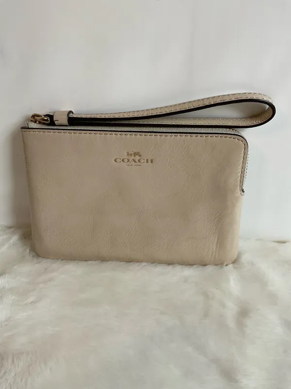 Coach Cream Leather Zip Wristlet Pouch Wallet - Image 2