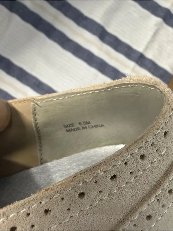 Dolce Vita Beige Suede Chunky Chain Loafers Women’s Size 6.5M - Image 8