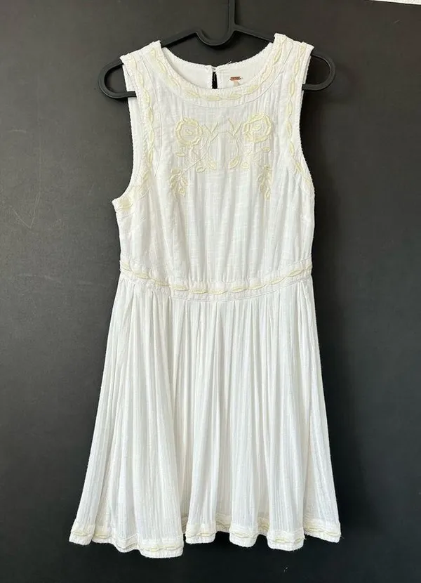 Free People Delightful Birds of Feather Dress in white Sz 4 - Image 12