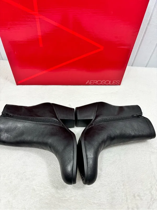 AEROSOLES Vitality Black Leather Ankle Booties with Stitch Detail Size 7 - Image 4