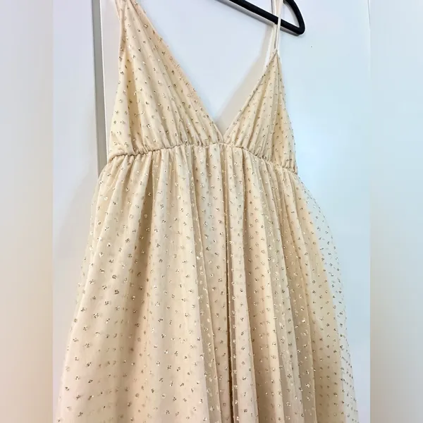 Beginning Boutique NWOT Faeriesty V-Neck Glitter Maxi Dress – Champagne/Gold – L - Image 7