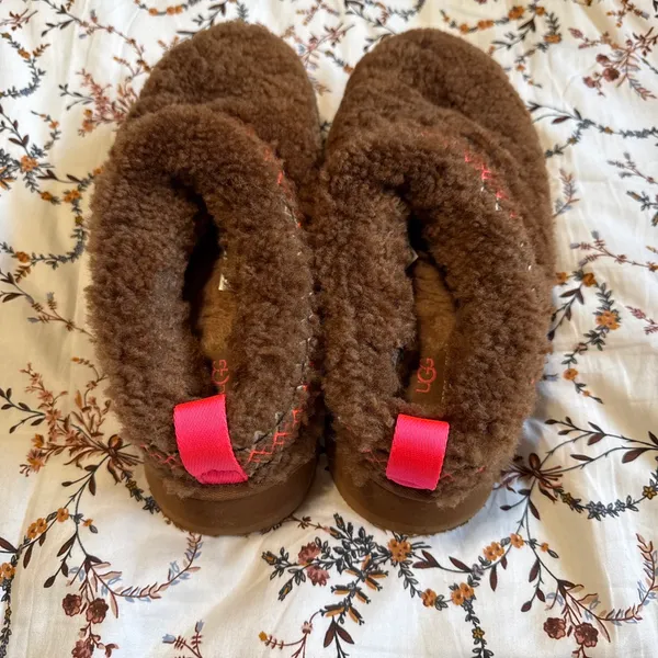 UGG Tazz Heritage Slippers Braid 7 - Image 4