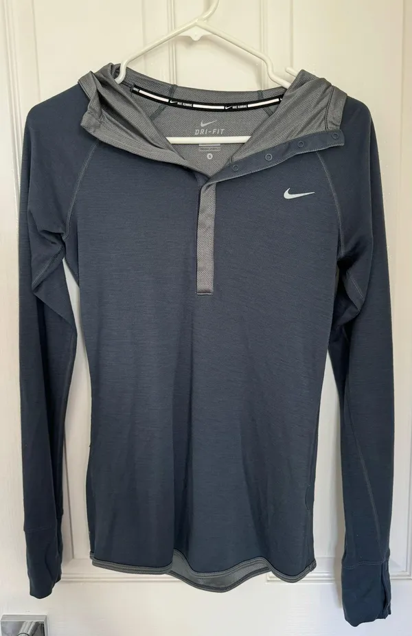 Nike Long Sleeve Running Top - Image 3