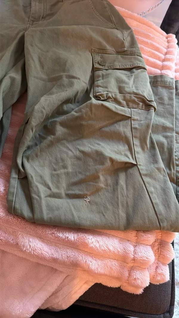 Wild Fable Cargo Pants Women’s Army Green Wide Leg - Image 6