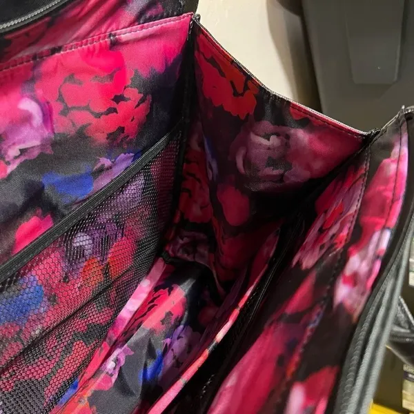 Mary Kay Large Travel Tote Bag - Image 6