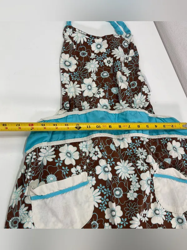 Vtg Retro Style Kitchen Apron Blue Brown Pockets Floral Print Ruffles Coquette - Image 3