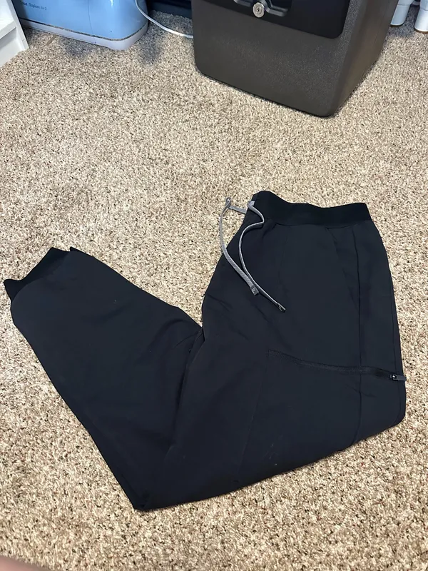Fabletics Scrub Joggers - Image 3