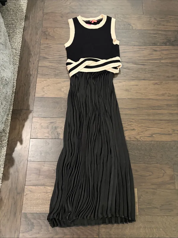 New with Tags THML Mixed Media Midi Dress Sz S - Image 5