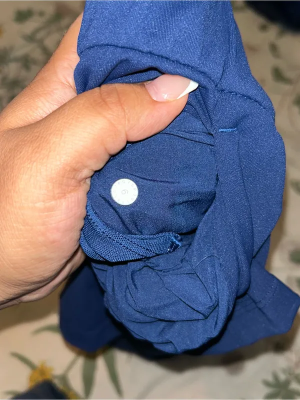 Lululemon On The Fly Short *2.5" Onyx Blue - Image 8