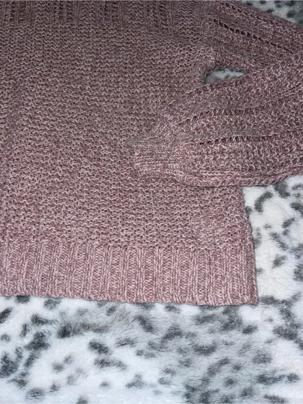 American Eagle sweater - Image 3