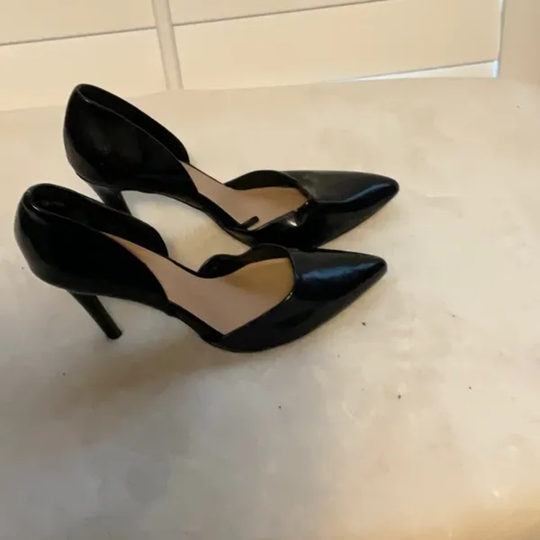 Forever 21 Black Patent Leather Stiletto Heels - Image 3