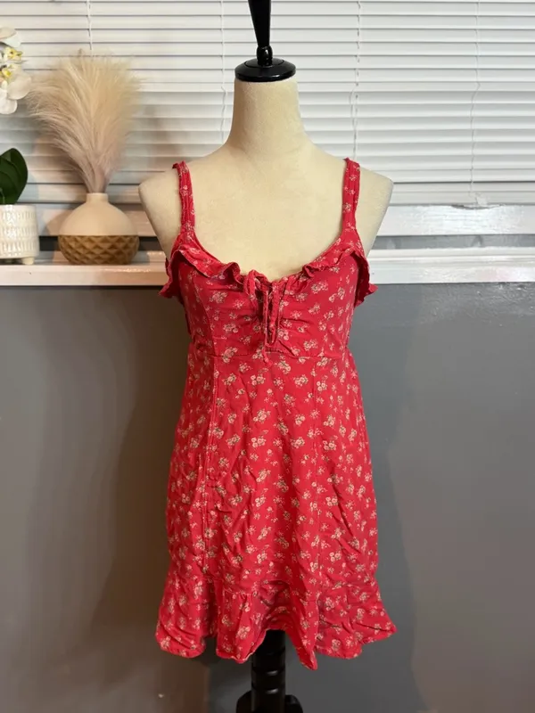 American Eagle Red Floral Mini Dress Size M Ruffle Lace Up Smocked Back Sundress - Image 2
