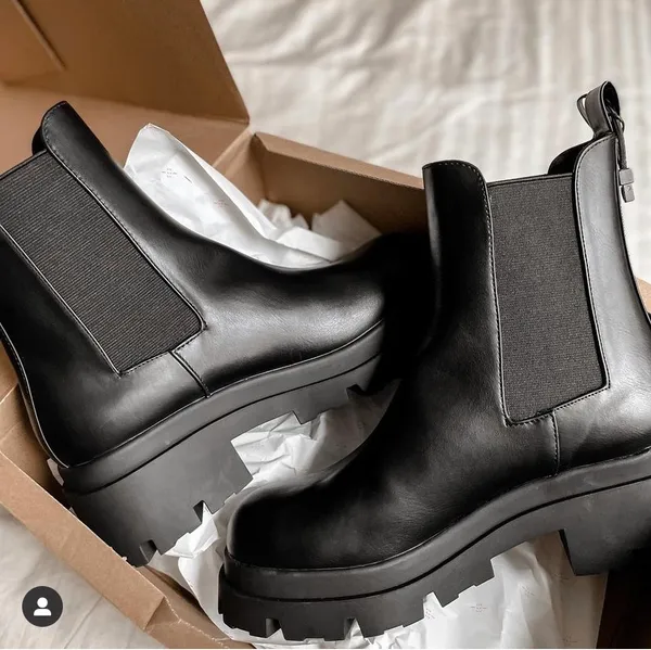 ZARA Mid Heel Ankle Boots With Track Soles - Image 5