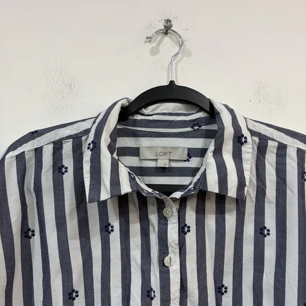 LOFT Clip Henley Dolman Striped Everyday Button Up Tunic Blouse Large Embroidery - Image 2