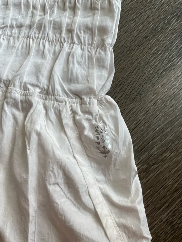 Free People White The Way Home Elastic-Ruffled Waist Athletic Shorts Large - Image 3