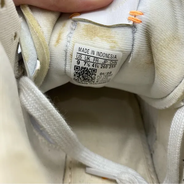 Adidas‎ Women's White and Tan leather High-Top Sneakers size 9 flowers embossed - Image 7