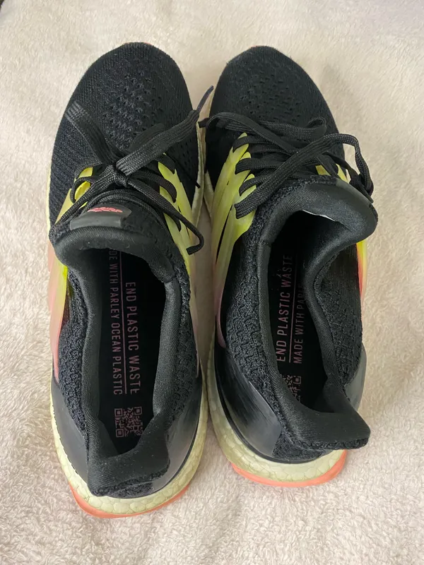adidas UltraBoost 5.0 DNA Women Shoes Size 7.5 - Image 6