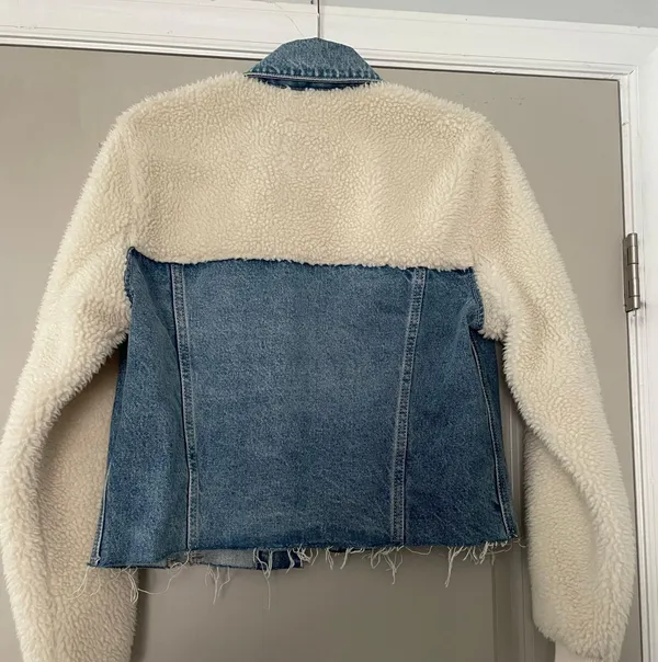 Abercrombie Cropped Oversized Denim Jacket - Image 6