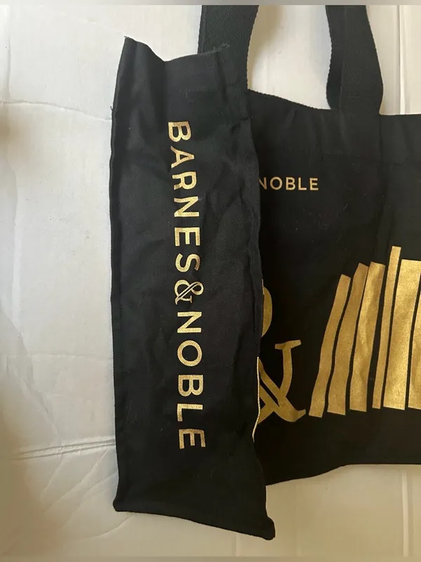 Barnes & Noble x re-wrap Premium Organic Cotton Tote Bag - Image 3