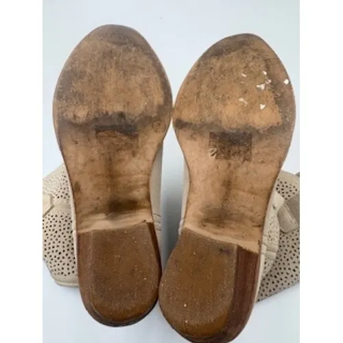 BCBGeneration‎ Suede Western Boots Tan Perforated Cowgirl Festival Tailgate 7.5 - Image 5