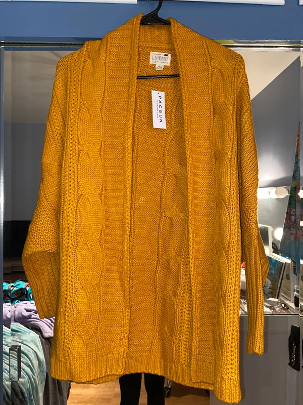 LA Hearts Yellow Knitted Cardigan - Image 4