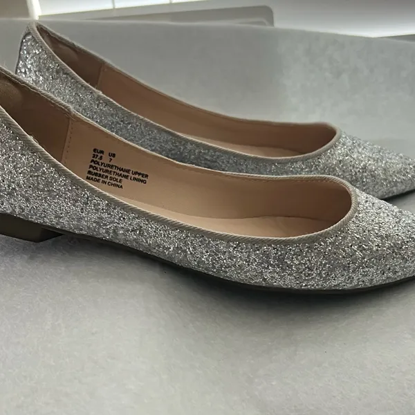 Fever Sole Women’s Shoes Silver Size 7 - Image 2