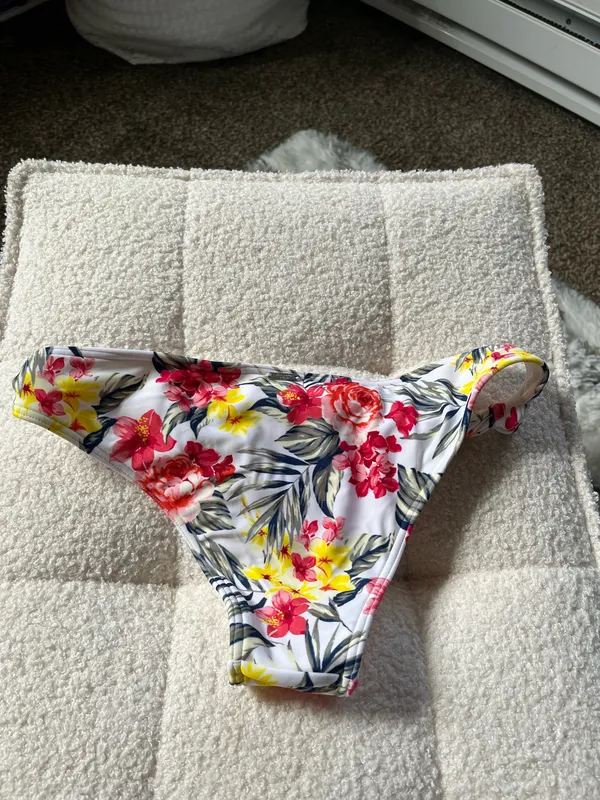 Abercrombie Bikini Bottom - Image 2