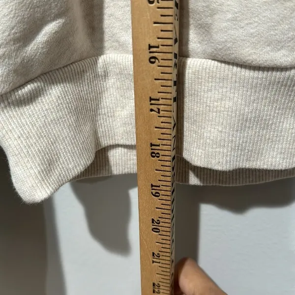 Aritzia Tna Cozy Fleece Perfect Cropped 1/4 Zip Fleece Top Sz XL Color is Cream - Image 8