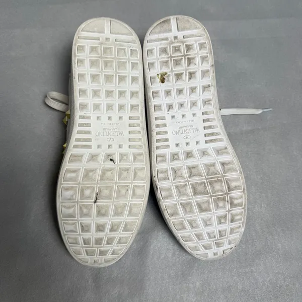 Valentino Garavani Rockstud Untitled White Leather Sneakers Gold Studs 39 - Image 7