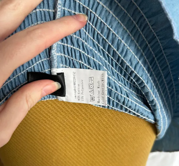 Spaghetti strap denim like cotton shirred tank top - Image 3