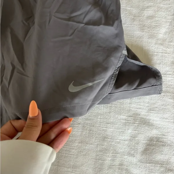 Nike running shorts - Image 3