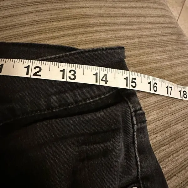Zara premium denim button fly raw angled hem zipper size 6 - Image 5