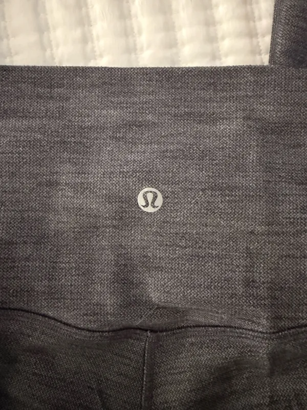 Lululemon Align Leggings 23" Crop - Image 3