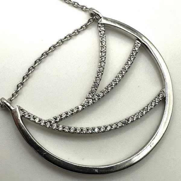Lauren Conrad silver tone rhinestone pendant necklace - Image 9
