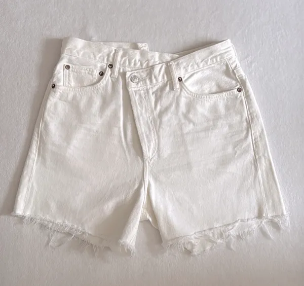 Agolde White Criss Cross Jean Shorts - Image 9