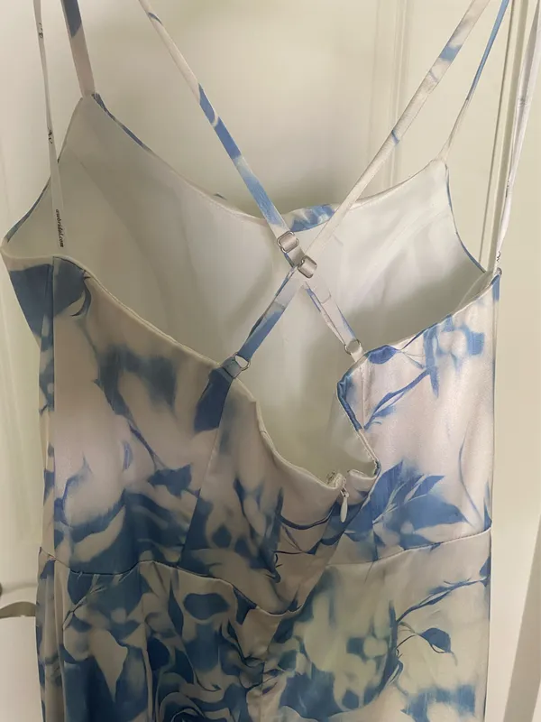 Blue and white maxi dress Size 6 - Image 2