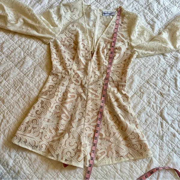 Finders Keepers Sofia Romper White Lace Bridal NEW Small - Image 10