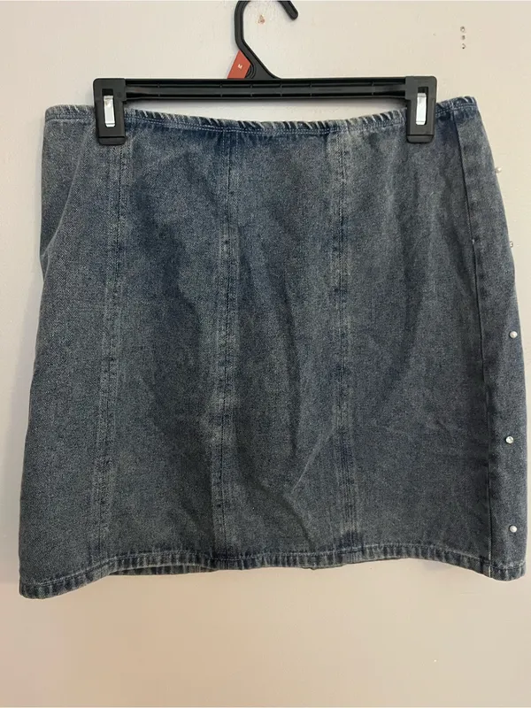 Lulu's Pearl-Studded Dark Blue Denim Mini Skirt - Image 2