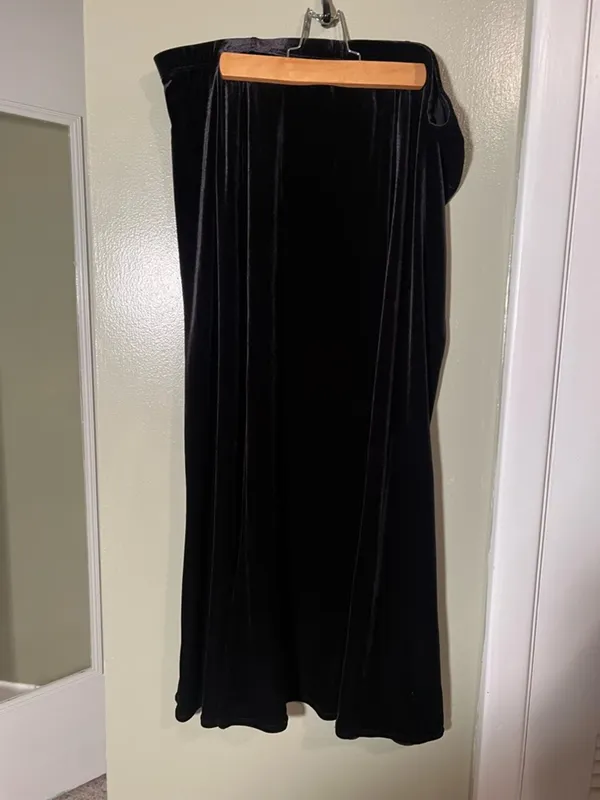 Notations Women's Size XL Velvet Midi Skirt Black A-Line Flounce Pull On Stretch - Image 4