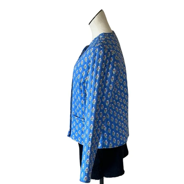 NWOT Japna Blue Floral Quilted Jacket Blue Small - Image 4