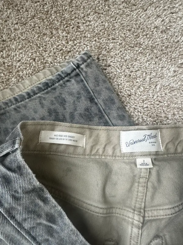 Universal Threads Jeans - Image 2