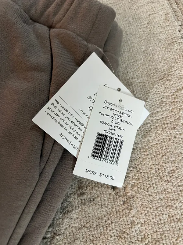 Beyond Yoga Sweatpants - Image 4