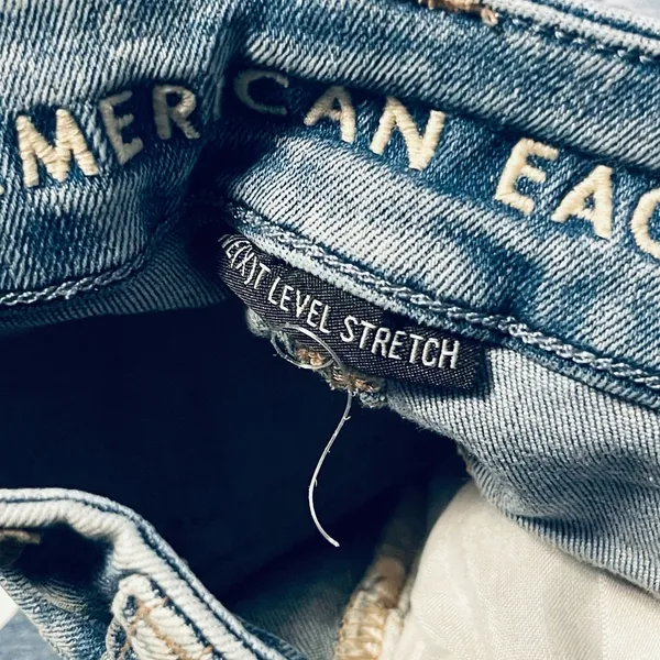 Size 4 American Eagle Curvy High Rise Denim Shorts Women's Distressed Stretch Ac - Image 9