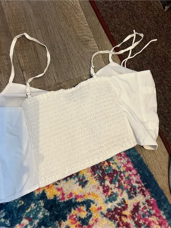 Abercrombie White Tie-Front Cropped Cami Top - Image 7