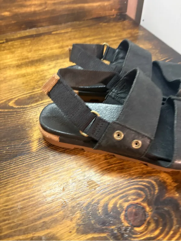 Sorel black sandals size 9 - Image 6