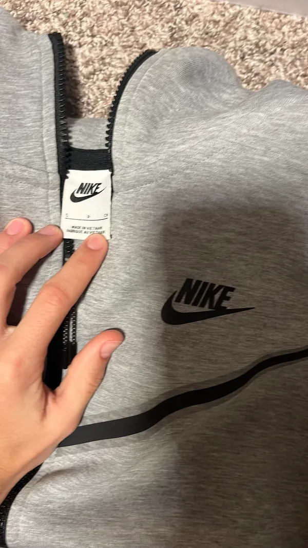 Brand New Nike Tech  - Image 3