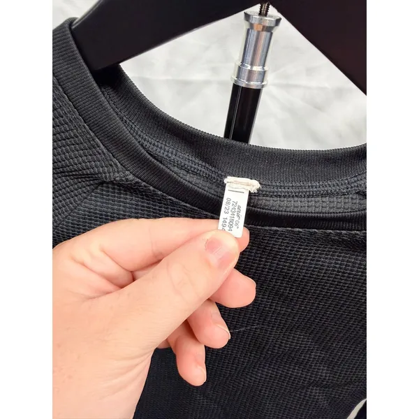Offline by Aerie Seamless Waffle Long Sleeve Crop Active Top in Black XS - Image 4