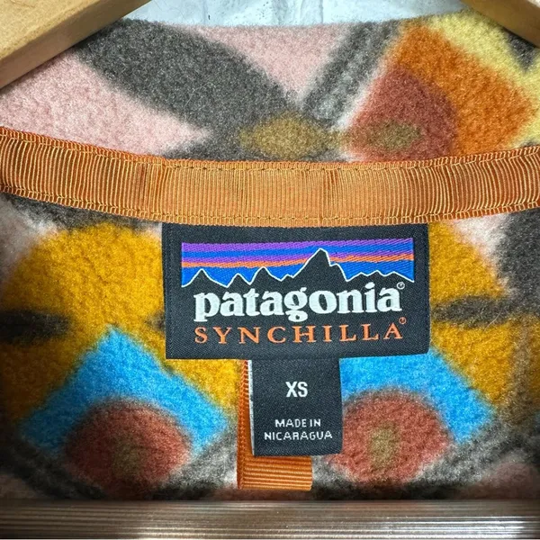 Patagonia Women’s Lightweight Synchilla Snap-T Fleece Pullover - Anthos Pink XS - Image 6
