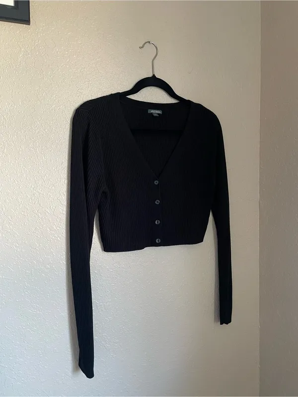 Wild Fable V Neck Cropped Ribbed Cardigan Size S Black Button Front Long Sleeves - Image 3